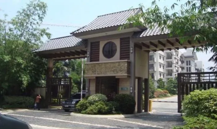 Fully Furnished 2 Bedroom Next To Sm Fairview And Terraces Qc By The Redwoods *